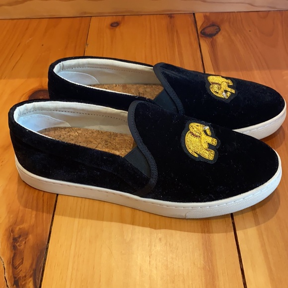 Soludos Elephant Sneakers - Picture 2 of 3